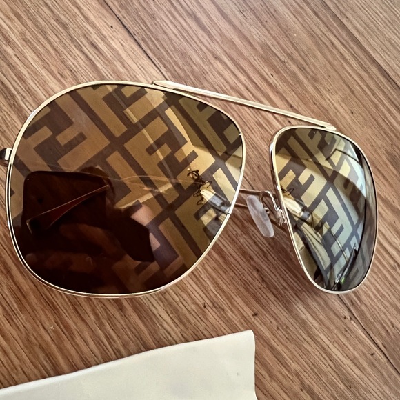Fendi aviators - Picture 5 of 5